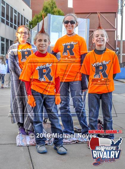 Thumbnail 2 in Evansville Mater Dei @ Evansville Reitz (2015 MaxPreps Rivalry Series) photogallery.