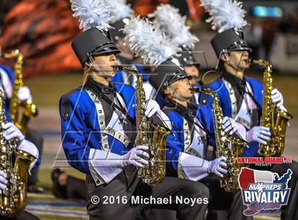 Thumbnail 3 in Evansville Mater Dei @ Evansville Reitz (2015 MaxPreps Rivalry Series) photogallery.
