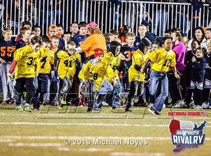 Thumbnail 2 in Evansville Mater Dei @ Evansville Reitz (2015 MaxPreps Rivalry Series) photogallery.