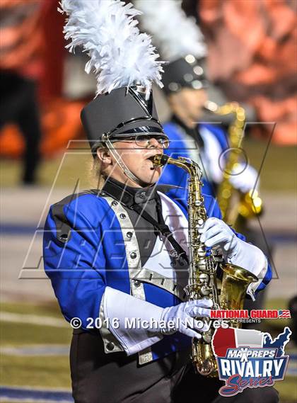 Thumbnail 2 in Evansville Mater Dei @ Evansville Reitz (2015 MaxPreps Rivalry Series) photogallery.