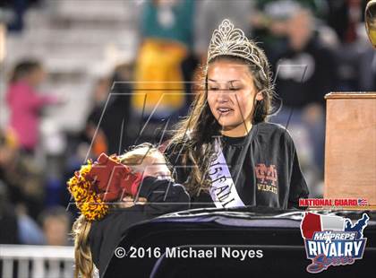 Thumbnail 1 in Evansville Mater Dei @ Evansville Reitz (2015 MaxPreps Rivalry Series) photogallery.
