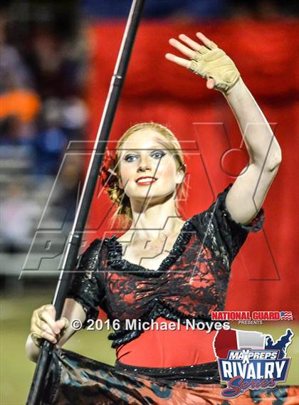 Thumbnail 2 in Evansville Mater Dei @ Evansville Reitz (2015 MaxPreps Rivalry Series) photogallery.