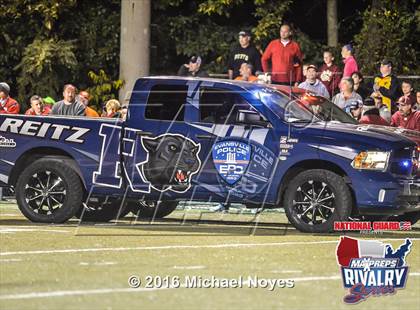 Thumbnail 2 in Evansville Mater Dei @ Evansville Reitz (2015 MaxPreps Rivalry Series) photogallery.