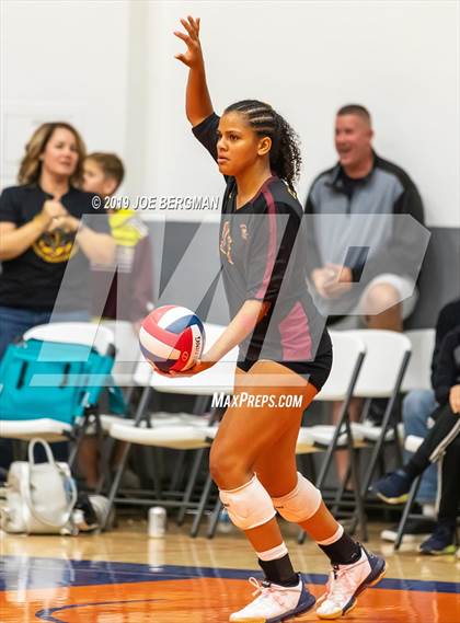 Thumbnail 3 in Liberty vs. Clovis West (CIF-CS D1 Final) photogallery.