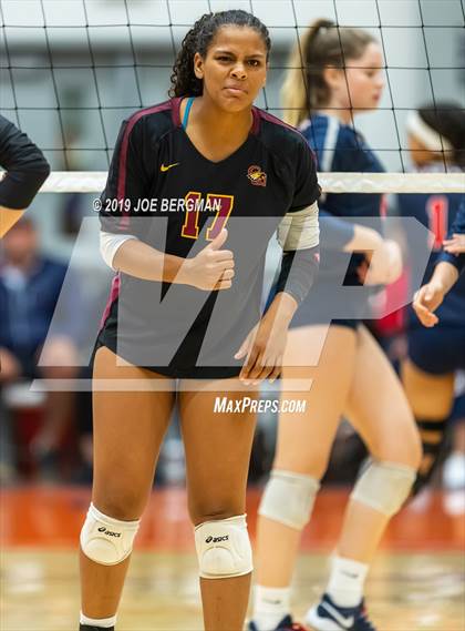 Thumbnail 2 in Liberty vs. Clovis West (CIF-CS D1 Final) photogallery.