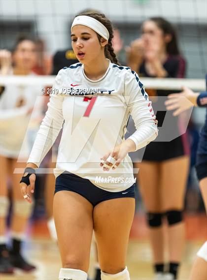 Thumbnail 1 in Liberty vs. Clovis West (CIF-CS D1 Final) photogallery.