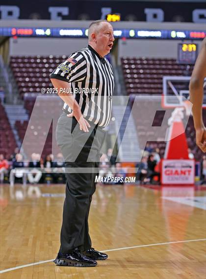 Thumbnail 3 in Sankofa Freedom Academy vs. Neighborhood Academy (PIAA 1A Championship) photogallery.