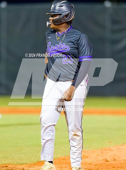 Thumbnail 1 in Spoto @ Sumner photogallery.