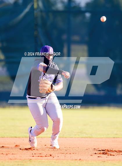 Thumbnail 1 in Spoto @ Sumner photogallery.