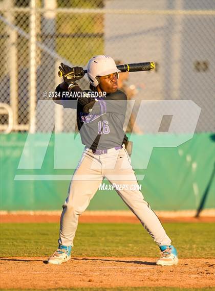Thumbnail 1 in Spoto @ Sumner photogallery.
