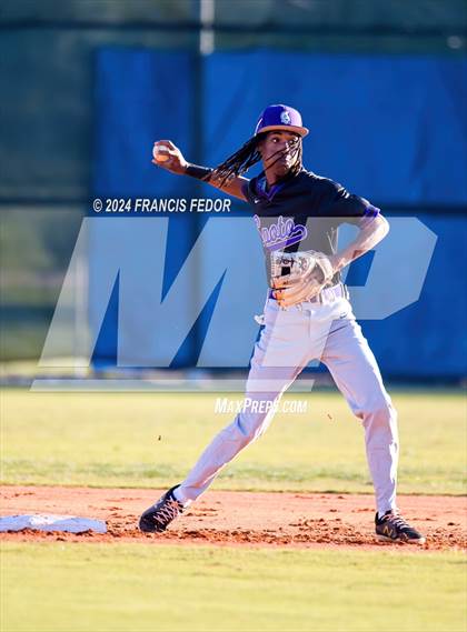 Thumbnail 2 in Spoto @ Sumner photogallery.