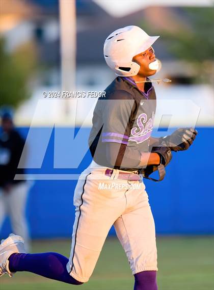 Thumbnail 3 in Spoto @ Sumner photogallery.