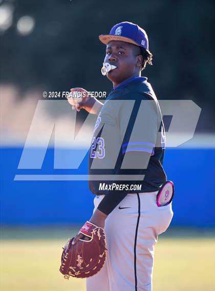Thumbnail 2 in Spoto @ Sumner photogallery.