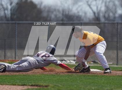 Thumbnail 3 in Terre Haute North Vigo @ Avon photogallery.