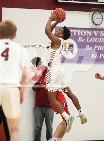 Thumbnail 1 in Fairport @ Aquinas Institute (Section 5 Class AA First Round) photogallery.