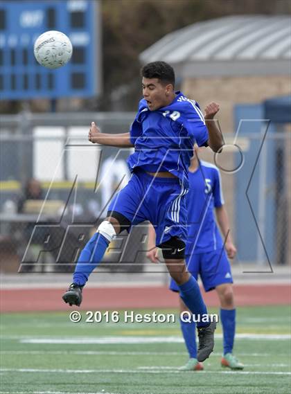 Thumbnail 1 in Saddleback Valley Christian vs. Fillmore (CIF-SS D7 Final) photogallery.