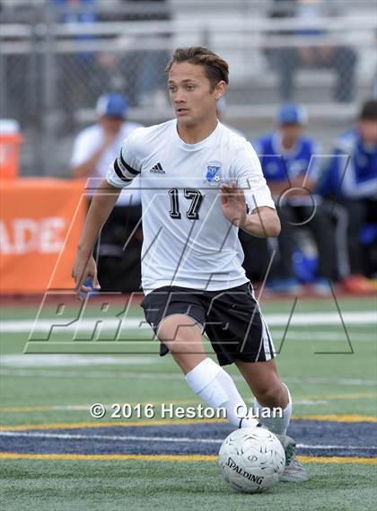 Thumbnail 1 in Saddleback Valley Christian vs. Fillmore (CIF-SS D7 Final) photogallery.