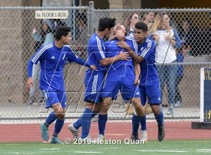 Thumbnail 3 in Saddleback Valley Christian vs. Fillmore (CIF-SS D7 Final) photogallery.