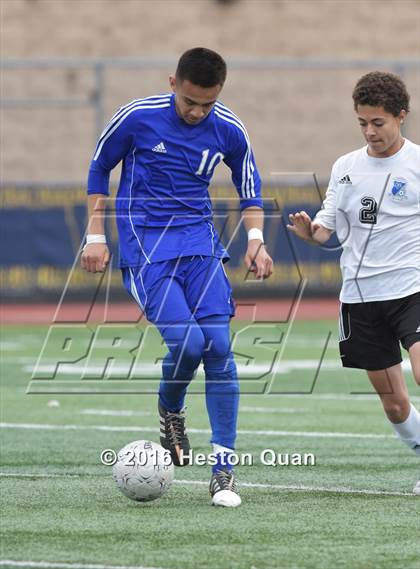 Thumbnail 2 in Saddleback Valley Christian vs. Fillmore (CIF-SS D7 Final) photogallery.