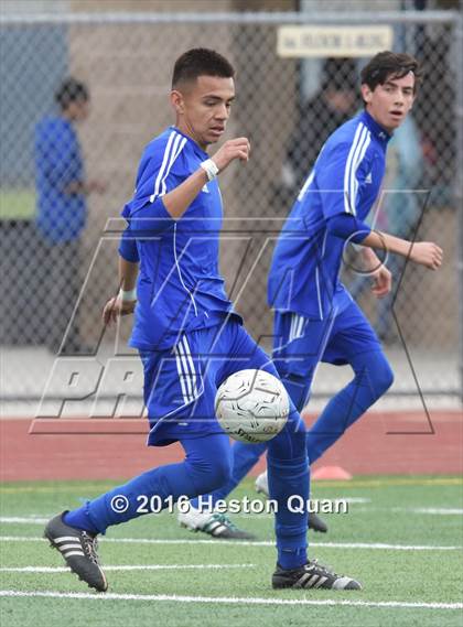 Thumbnail 1 in Saddleback Valley Christian vs. Fillmore (CIF-SS D7 Final) photogallery.