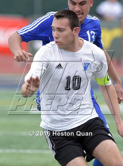 Thumbnail 1 in Saddleback Valley Christian vs. Fillmore (CIF-SS D7 Final) photogallery.