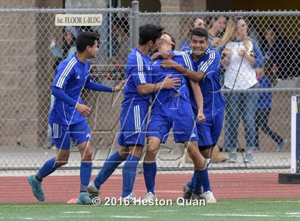 Thumbnail 2 in Saddleback Valley Christian vs. Fillmore (CIF-SS D7 Final) photogallery.