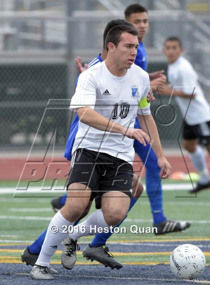 Thumbnail 2 in Saddleback Valley Christian vs. Fillmore (CIF-SS D7 Final) photogallery.