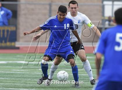 Thumbnail 1 in Saddleback Valley Christian vs. Fillmore (CIF-SS D7 Final) photogallery.