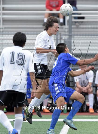 Thumbnail 1 in Saddleback Valley Christian vs. Fillmore (CIF-SS D7 Final) photogallery.
