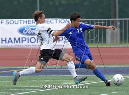 Thumbnail 2 in Saddleback Valley Christian vs. Fillmore (CIF-SS D7 Final) photogallery.