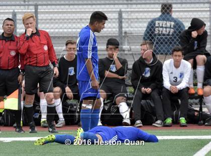 Thumbnail 2 in Saddleback Valley Christian vs. Fillmore (CIF-SS D7 Final) photogallery.