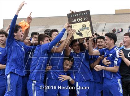 Thumbnail 2 in Saddleback Valley Christian vs. Fillmore (CIF-SS D7 Final) photogallery.