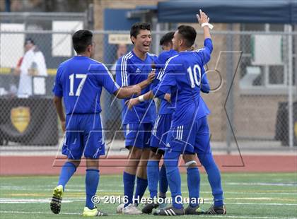 Thumbnail 2 in Saddleback Valley Christian vs. Fillmore (CIF-SS D7 Final) photogallery.