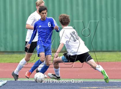 Thumbnail 3 in Saddleback Valley Christian vs. Fillmore (CIF-SS D7 Final) photogallery.