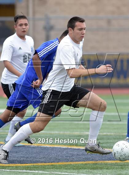 Thumbnail 1 in Saddleback Valley Christian vs. Fillmore (CIF-SS D7 Final) photogallery.