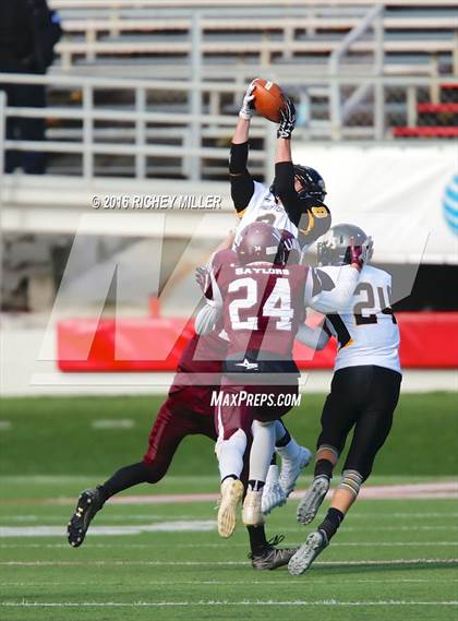 Thumbnail 3 in Mount Ida vs. Hampton (AAA 2A Final) photogallery.
