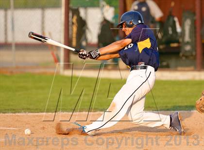 Thumbnail 1 in Weston vs. Notre Dame-Fairfield (SWC Semifinal) photogallery.