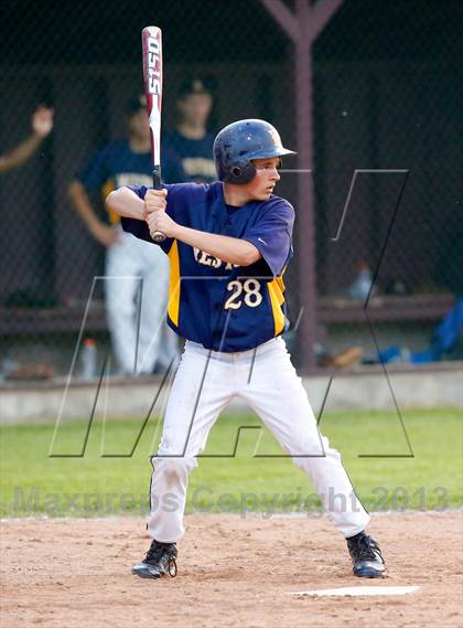 Thumbnail 1 in Weston vs. Notre Dame-Fairfield (SWC Semifinal) photogallery.