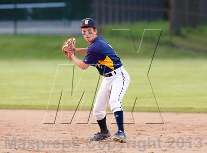Thumbnail 1 in Weston vs. Notre Dame-Fairfield (SWC Semifinal) photogallery.