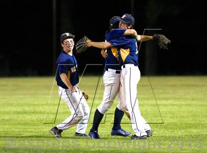 Thumbnail 1 in Weston vs. Notre Dame-Fairfield (SWC Semifinal) photogallery.