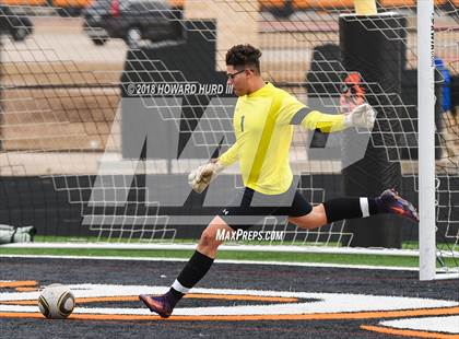 Thumbnail 3 in Alvarado vs. Aledo (Moritz Kia Tournament of Champions) photogallery.