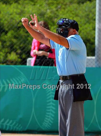 Thumbnail 3 in Christian vs. Horizon (CIF SDS D5 Final) photogallery.