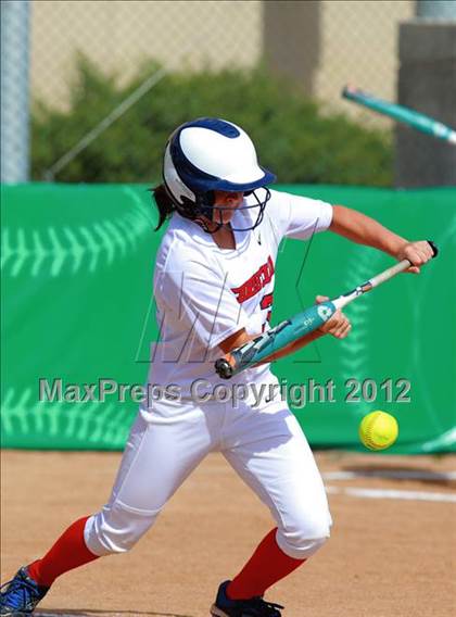 Thumbnail 2 in Christian vs. Horizon (CIF SDS D5 Final) photogallery.