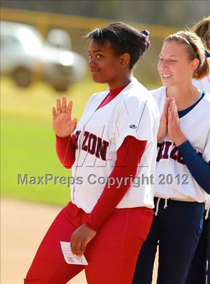 Thumbnail 1 in Christian vs. Horizon (CIF SDS D5 Final) photogallery.