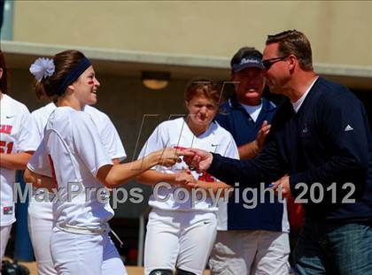 Thumbnail 3 in Christian vs. Horizon (CIF SDS D5 Final) photogallery.