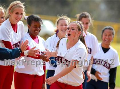 Thumbnail 2 in Christian vs. Horizon (CIF SDS D5 Final) photogallery.