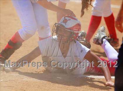 Thumbnail 3 in Christian vs. Horizon (CIF SDS D5 Final) photogallery.