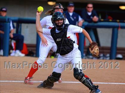 Thumbnail 2 in Christian vs. Horizon (CIF SDS D5 Final) photogallery.