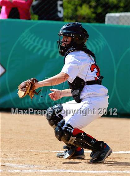 Thumbnail 3 in Christian vs. Horizon (CIF SDS D5 Final) photogallery.