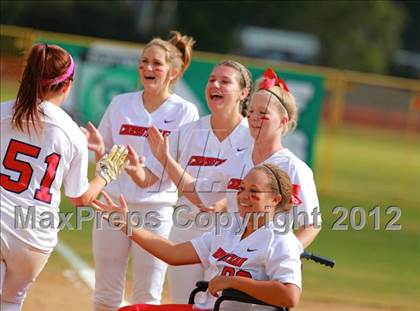 Thumbnail 1 in Christian vs. Horizon (CIF SDS D5 Final) photogallery.